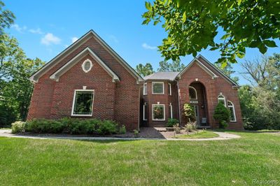 21232 Hetke Drive, Home with 4 bedrooms, 3 bathrooms and null parking in Farmington Hills MI | Image 1