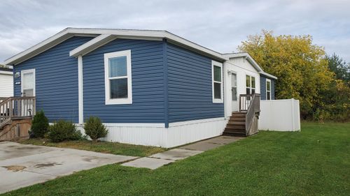 1024 Pebble Creek Dr, Mt Pleasant, MI, 48858-4551 | Card Image