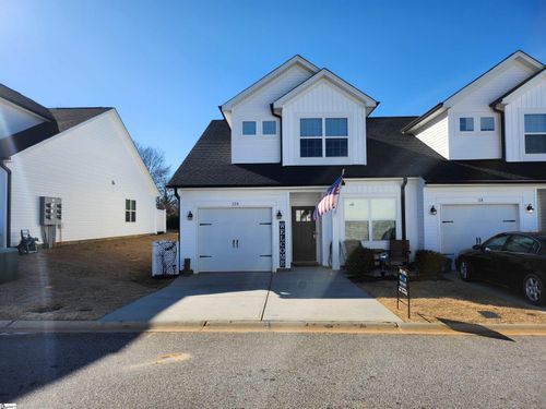 120 Aleppo Ln, Greer, SC, 29651-2206 | Card Image