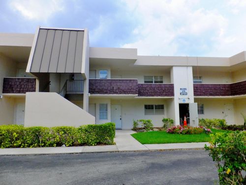107-2751 S Palm Aire Dr, Pompano Beach, FL, 33069-4272 | Card Image