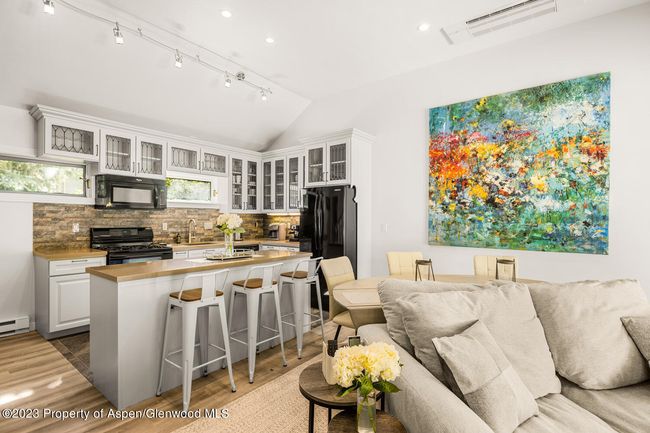 A - 1195 E Cooper Ave, Home with 4 bedrooms, 4 bathrooms and 3 parking in Aspen CO | Image 5