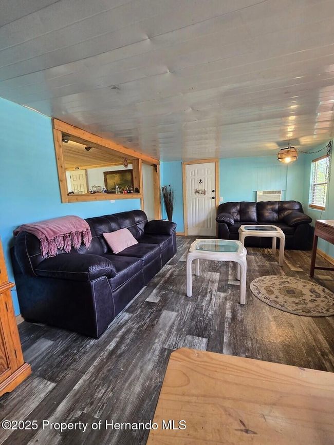 6505 Evanston St, House other with 2 bedrooms, 1 bathrooms and null parking in Weeki Wachee FL | Image 7