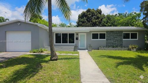6841 Sw 1st Ct, Pembroke Pines, FL, 33023-1101 | Card Image
