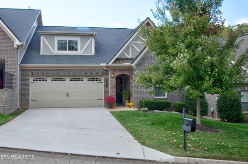 407 Sunny Springs Ln, Knoxville, TN, 37922-4476 | Card Image