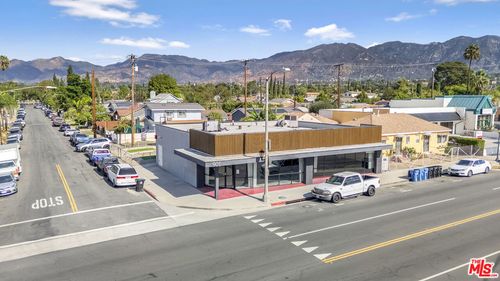 901 N Maclay Ave, San Fernando, CA, 91340-1402 | Card Image
