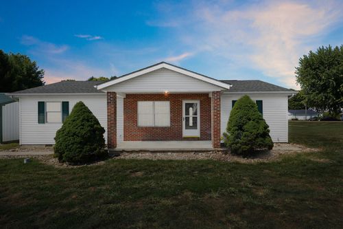 19195 High St, Adelphi, OH, 43101-2548 | Card Image