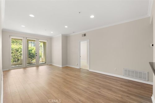 217-2243 Martin, Irvine, CA, 92612-1417 | Card Image