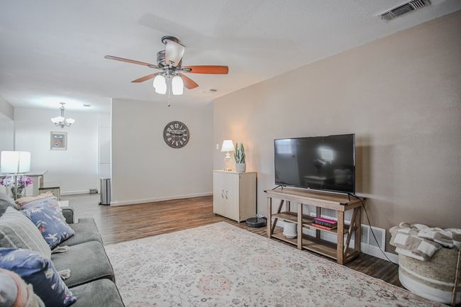 3405 44 Th St, House other with 3 bedrooms, 2 bathrooms and 2 parking in Snyder TX | Image 7