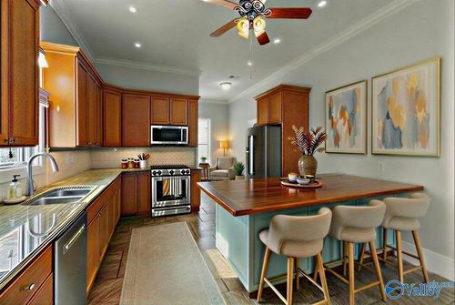809 Ward Avenue Ne, Huntsville, AL, 35801 | Card Image