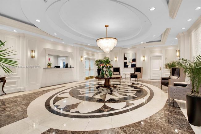 APT-1904 - 3400 Sw 27 Th Ave, Condo with 2 bedrooms, 3 bathrooms and null parking in Coconut Grove FL | Image 18