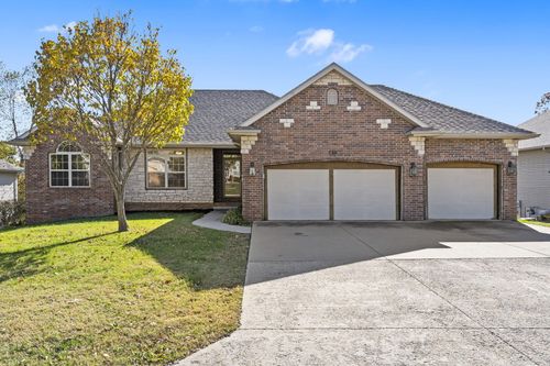 848 Rippling Creek Rd, Nixa, MO, 65714-7752 | Card Image