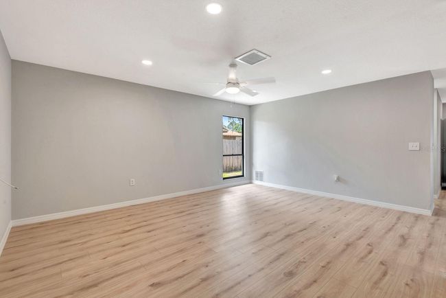 5192 Cedar Hammock Ln, House other with 3 bedrooms, 2 bathrooms and null parking in SARASOTA FL | Image 22