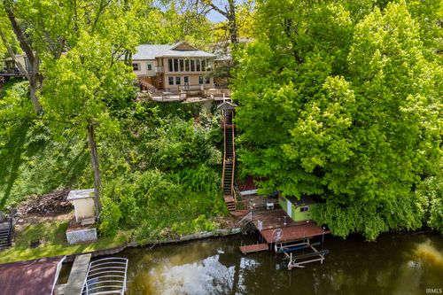 318 N Beach Dr, Monticello, IN, 47960-1636 | Card Image