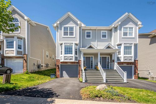 17 Outrigger Cres, Halifax, NS, B3M4V9 | Card Image