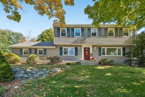 88 Vreeland Rd, West Milford, NJ, 07480-2937 | Card Image
