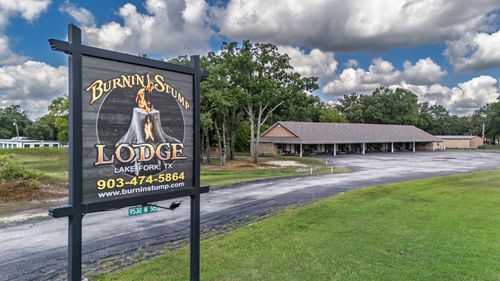 9530 W Fm 515, Alba, TX, 75410-2721 | Card Image