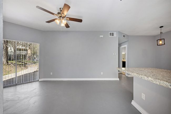 APT-101 - 2450 Wickersham Ln, Condo with 1 bedrooms, 1 bathrooms and null parking in Austin TX | Image 7