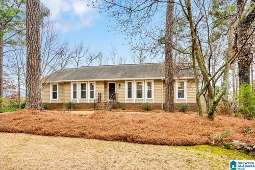 807 Willow Oak Dr, HOOVER, AL, 35244-1614 | Card Image