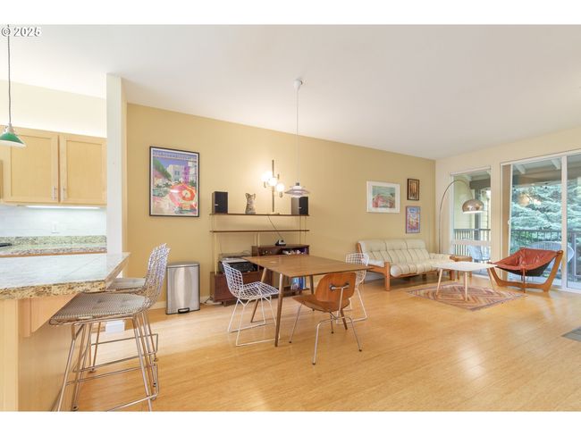 APT-38 - 327 Rustic Pl, Condo with 2 bedrooms, 2 bathrooms and 1 parking in Eugene OR | Image 9