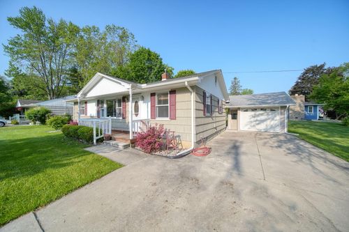 312 Morgan St, Manchester, MI, 48158-9578 | Card Image