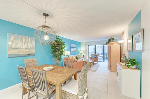 e12-6157 Midnight Pass Rd, SARASOTA, FL, 34242-2252 | Card Image