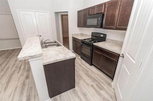 8722 Lar Ree Oaks Cir, Houston, TX, 77028-4577 | Card Image