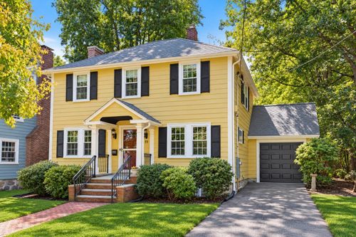 11 Ravenna Rd, Boston, MA, 02132 | Card Image