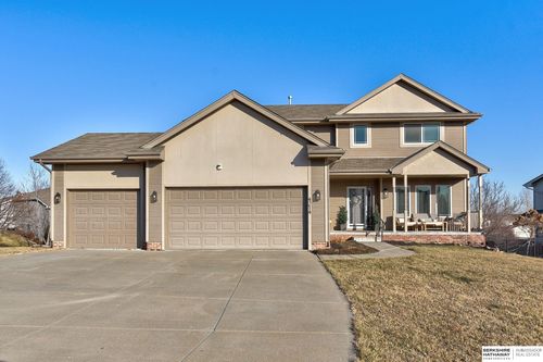 4214 Heartland Drive, Bellevue, NE, 68123 | Card Image