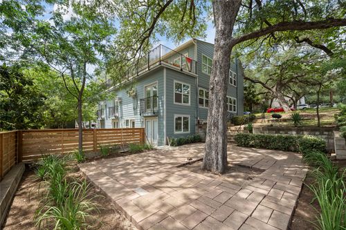 e-201 West 31st Street, Austin, TX, 78705 | Card Image