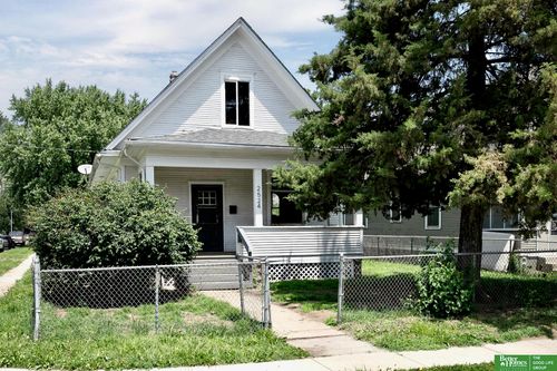 2524 Fort St, Omaha, NE, 68111-1734 | Card Image