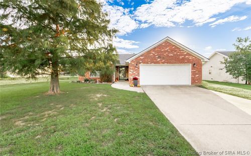 12118 Pinta Pl, Sellersburg, IN, 47172-8313 | Card Image