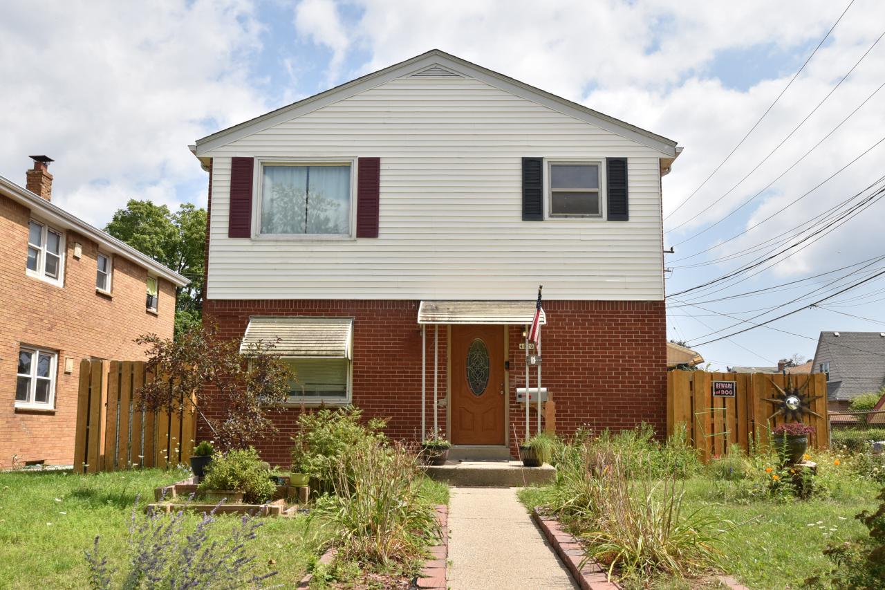 91st St, Milwaukee, WI 53225