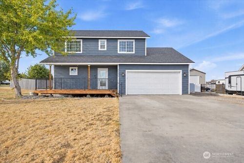 4406 Mount Adams View Dr, West Richland, WA, 99353-9004 | Card Image