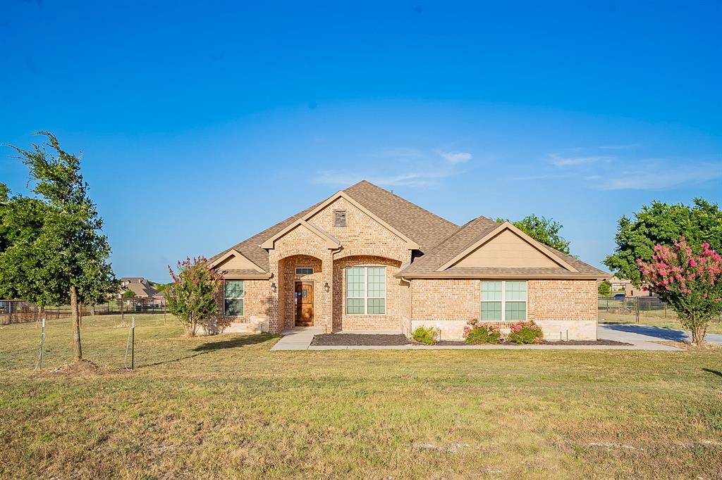 Grassland Dr, Godley, TX 76044