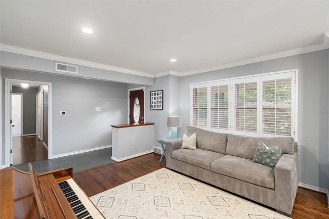 202 N Weatherred Dr, House other with 3 bedrooms, 2 bathrooms and null parking in Richardson TX | Image 6