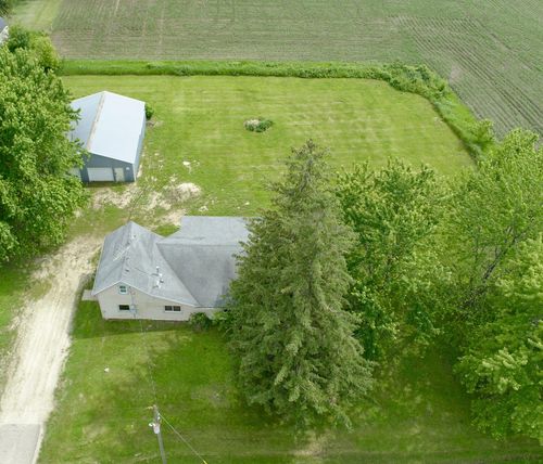 12930 County 11 Blvd, Wanamingo, MN, 55983-6609 | Card Image