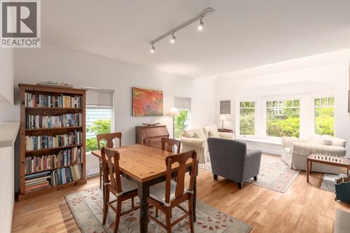 2546 W 2nd Ave, Vancouver, BC, V6K1J8 | Card Image