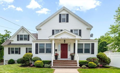 15 Garden Rd, Stoneham, MA, 02180-3459 | Card Image