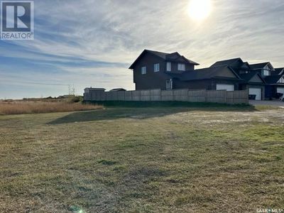 345 Bassett Rd, House other with 4 bedrooms, 4 bathrooms and null parking in Martensville SK | Image 3