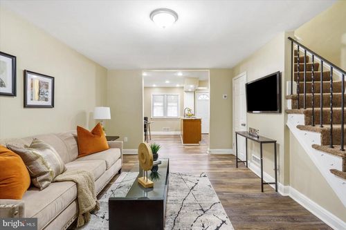 3211 Brendan Ave, BALTIMORE, MD, 21213-1725 | Card Image