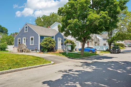 10 Standish St, Worcester, MA, 01604-3212 | Card Image