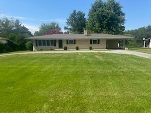 328 Wedgewood St, Cookeville, TN, 38501-1057 | Card Image