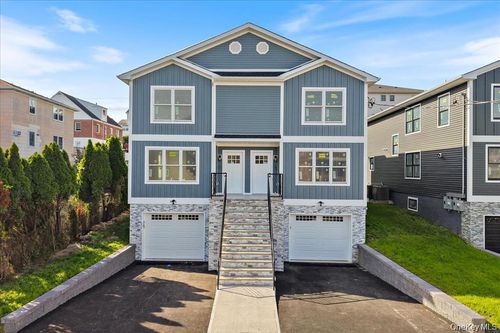 2-89 Thurton Pl, Yonkers, NY, 10704-2223 | Card Image