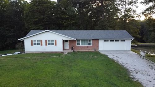 13715 N Delaware Rd, Batesville, IN, 47006-9047 | Card Image