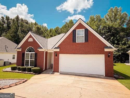 37 Claiborne Trl, Newnan, GA, 30263-6744 | Card Image