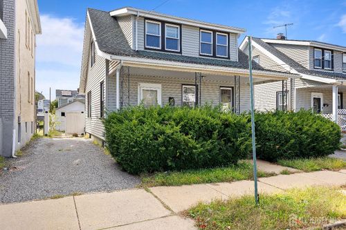 200 Talmadge St, New Brunswick, NJ, 08901-3013 | Card Image