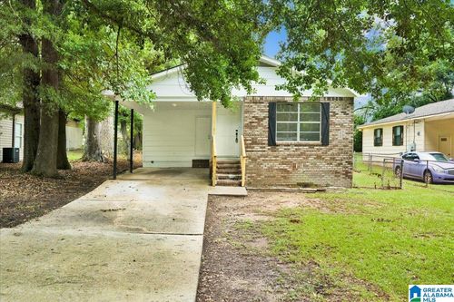 109 Fair St, Hueytown, AL, 35023-1601 | Card Image