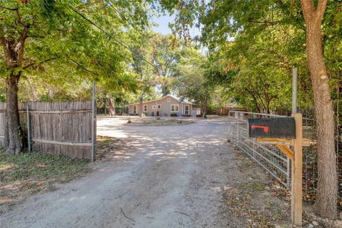 708 & 712 Nowotny Lane, Austin, TX, 78702 | Card Image