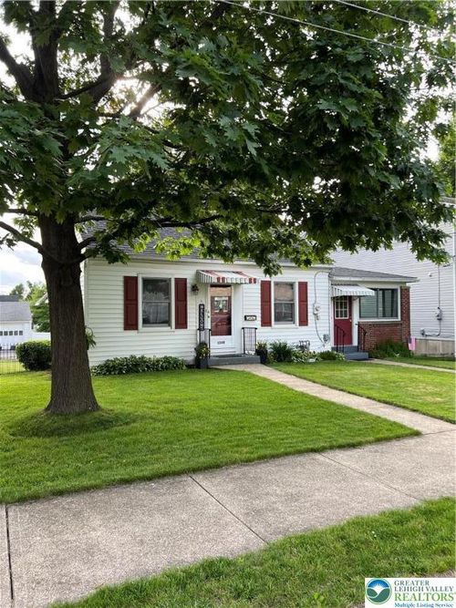 1540 Riegel St, HELLERTOWN, PA, 18055-1134 | Card Image