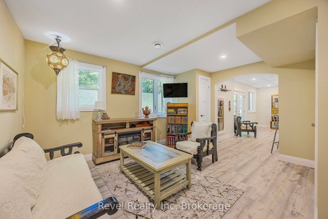 10 Musquake Crt, House other with 5 bedrooms, 4 bathrooms and 4 parking in Tiny ON | Image 26